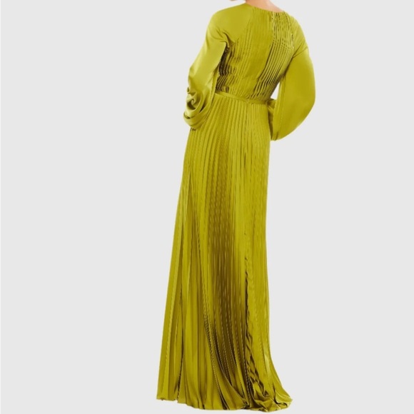 NWT Mac Duggal gown - Picture 14 of 14